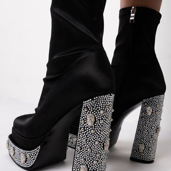 AZALEA WANG "BURY ME AT MIDNIGHT" Size: 11 DIAMOND SKULLZ CHUNKY BOOTIE IN BLACK - Picture 6 of 7